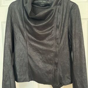 Black, women’s size Medium, light weight jacket